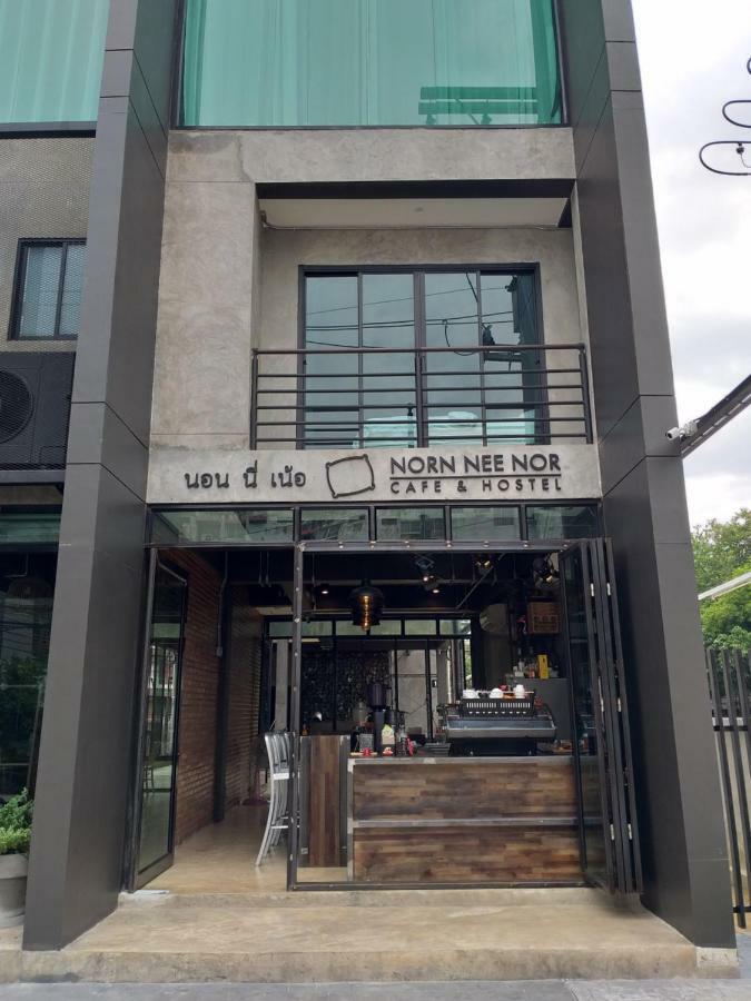 Norn Nee Nor Hostel Chiang Mai Ngoại thất bức ảnh