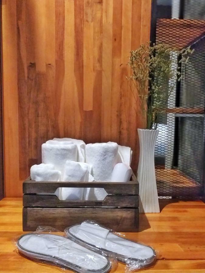 Norn Nee Nor Hostel Chiang Mai Ngoại thất bức ảnh