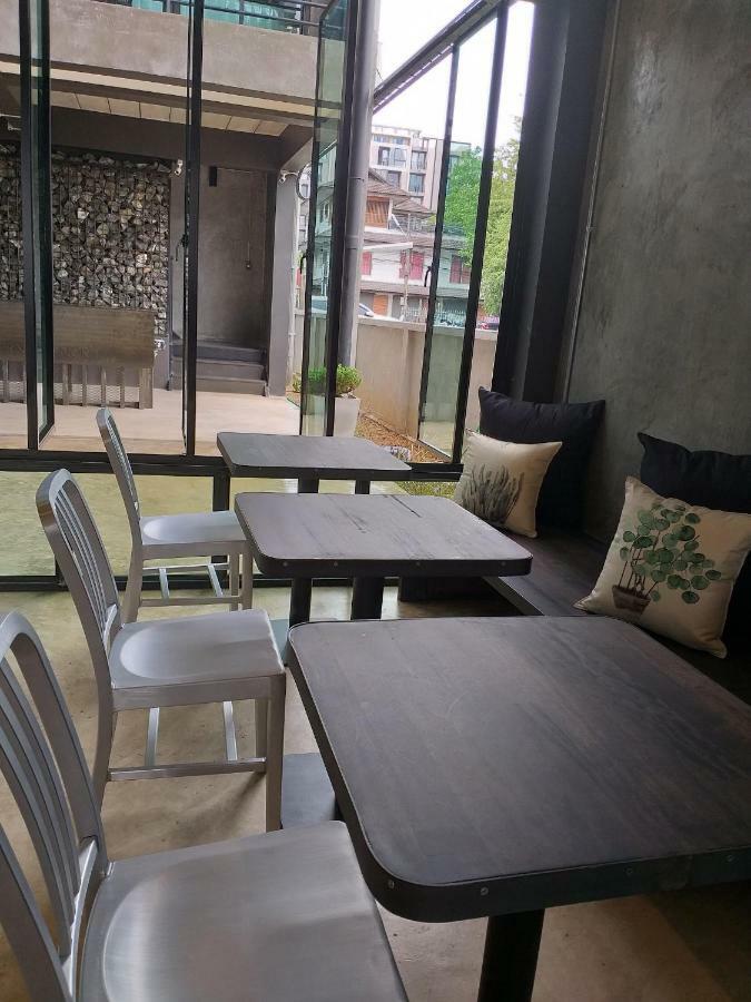Norn Nee Nor Hostel Chiang Mai Ngoại thất bức ảnh